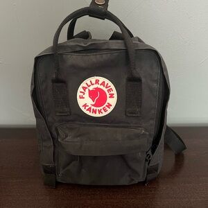 Fjallraven Kanken Mini Backpack Black Small